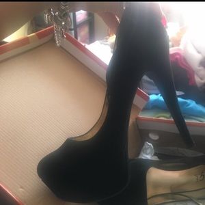 Black heels